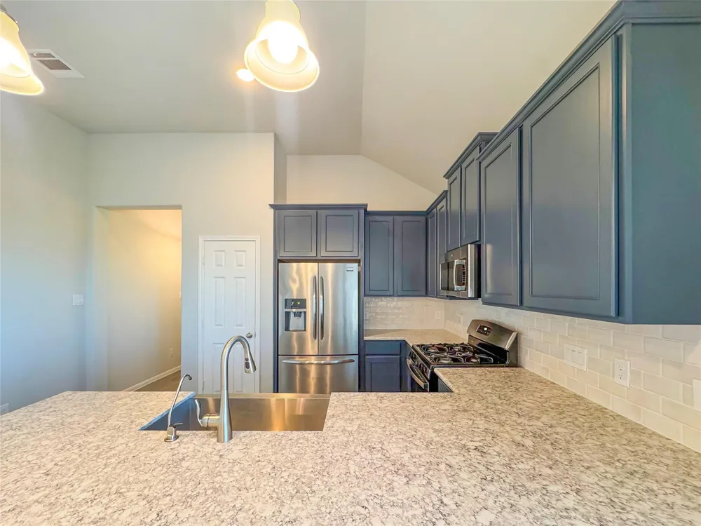 1707 Prairie Ridge Court Angleton, TX 77515