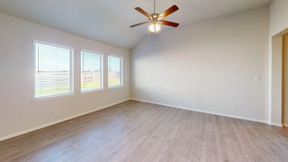 1707 Prairie Ridge Court Angleton, TX 77515