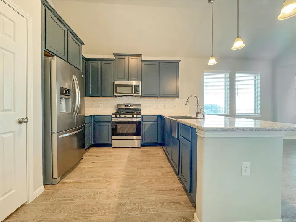 1707 Prairie Ridge Court Angleton, TX 77515