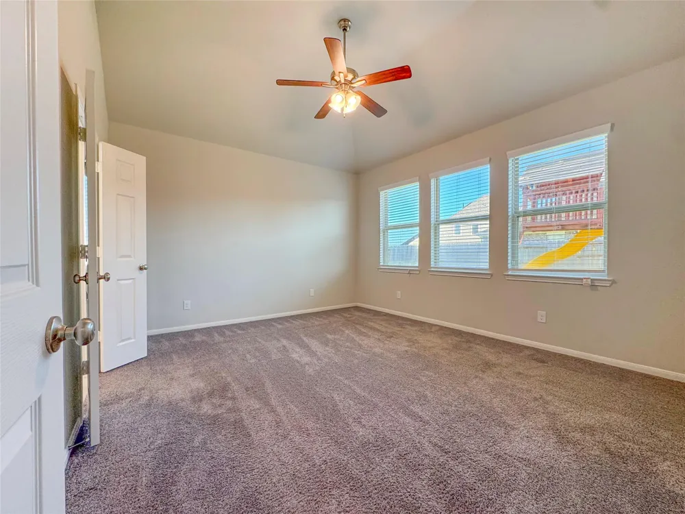 1707 Prairie Ridge Court Angleton, TX 77515