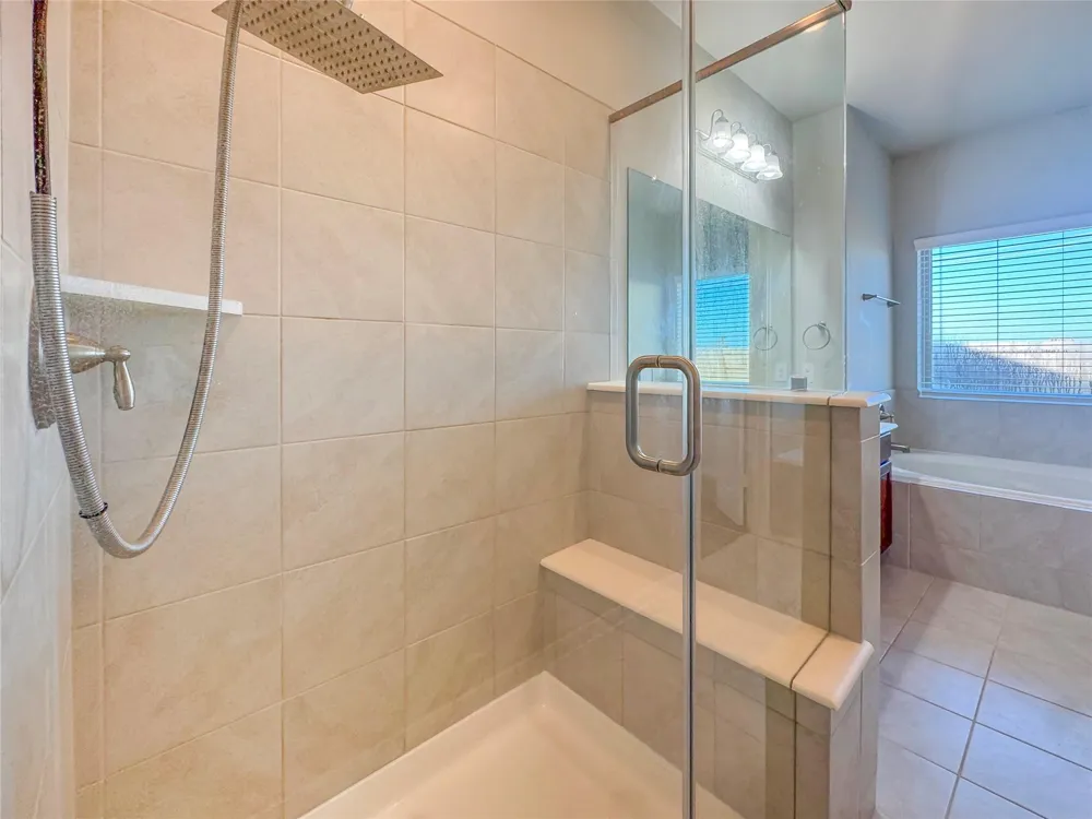 1707 Prairie Ridge Court Angleton, TX 77515