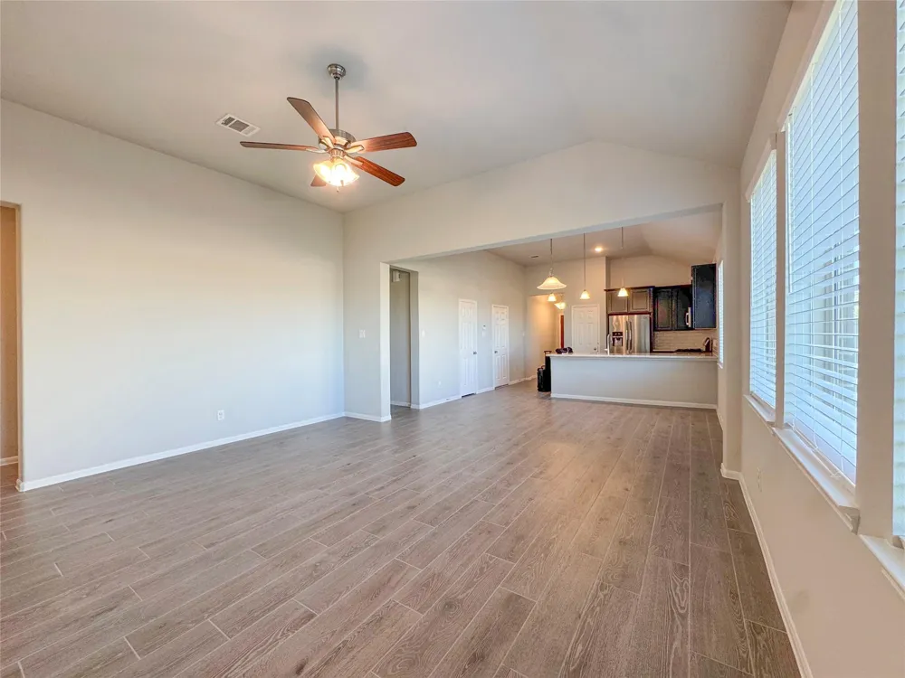 1707 Prairie Ridge Court Angleton, TX 77515