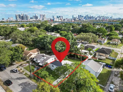 794 NW 45th St