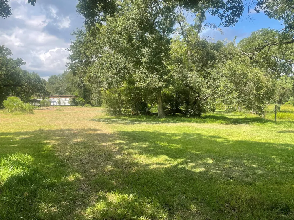 2419 Fm 1459 Road Sweeny, TX 77480