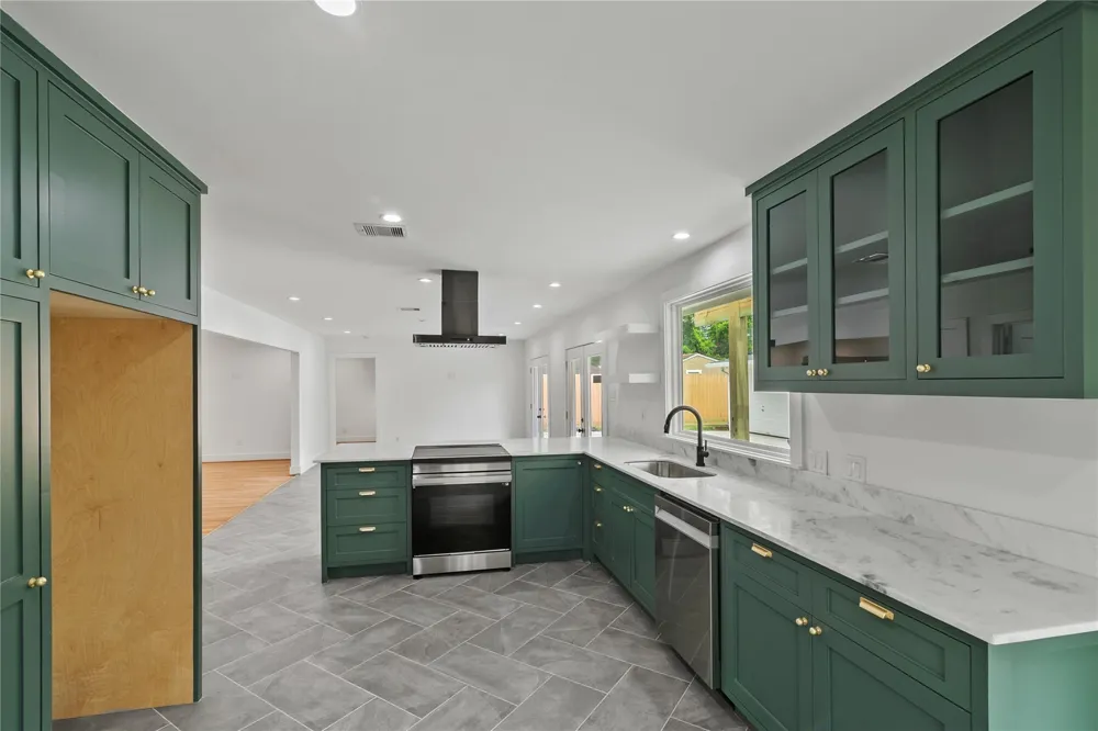 312 W 31st Street Houston, TX 77018
