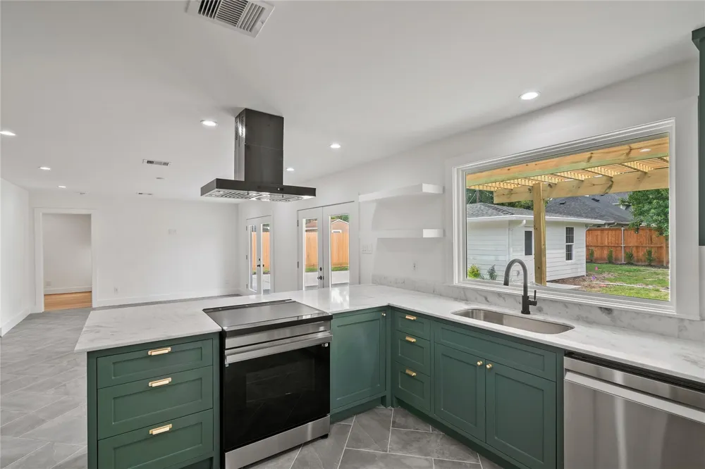 312 W 31st Street Houston, TX 77018