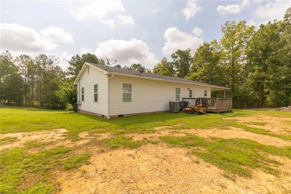 3789 Collard Valley Road Cedartown, GA 30125