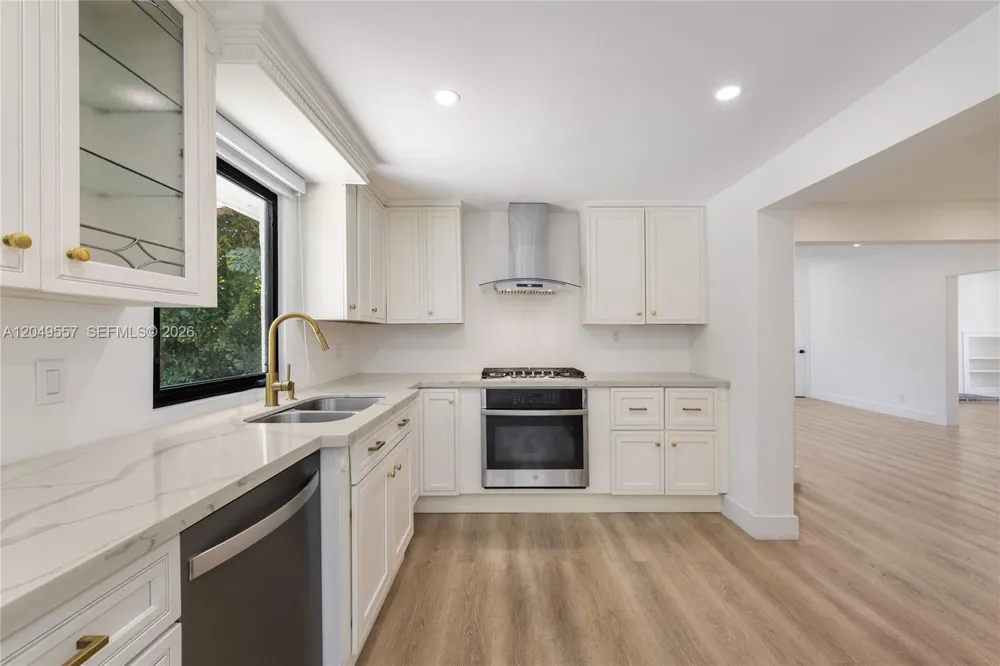 7111 SW 63rd Ave South Miami, FL 33143