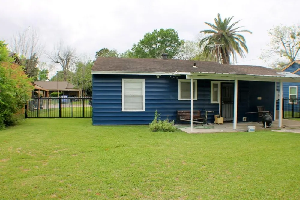3827 Landa Lane Houston, TX 77023