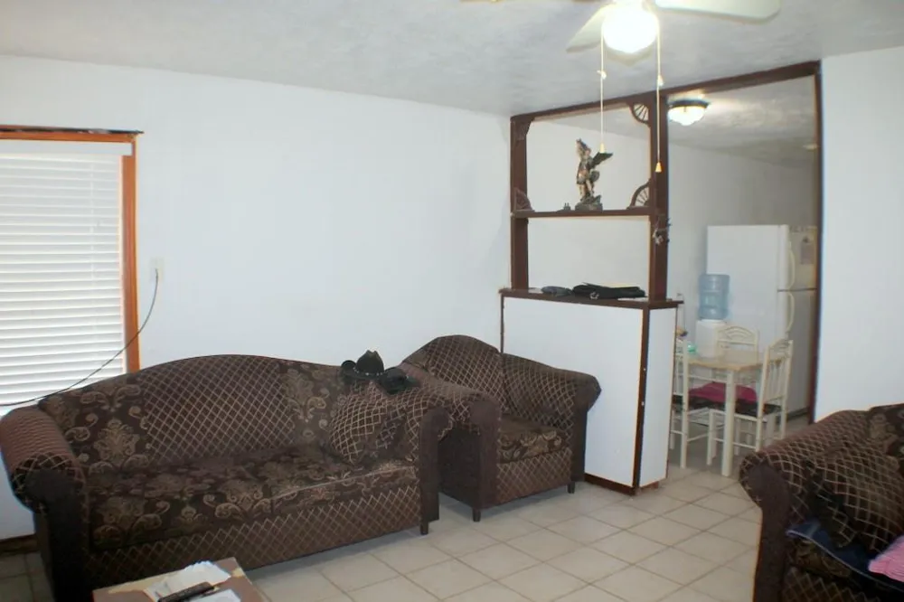 3827 Landa Lane Houston, TX 77023