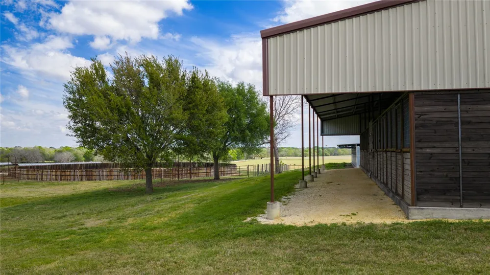 Wolters Road Schulenburg, TX 78956