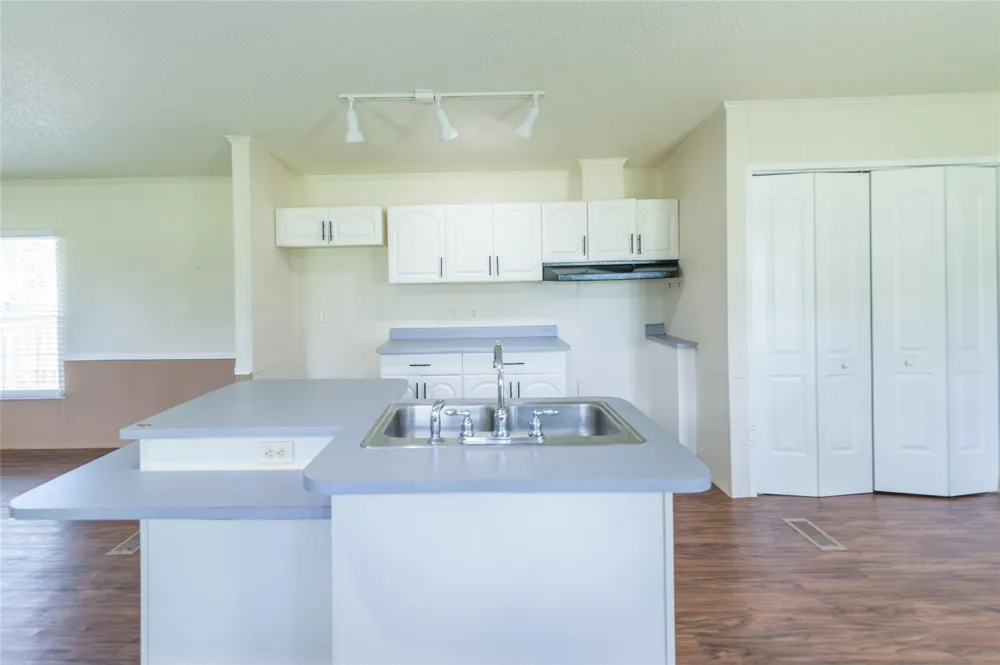 2592 County Road 152 Bedias, TX 77831