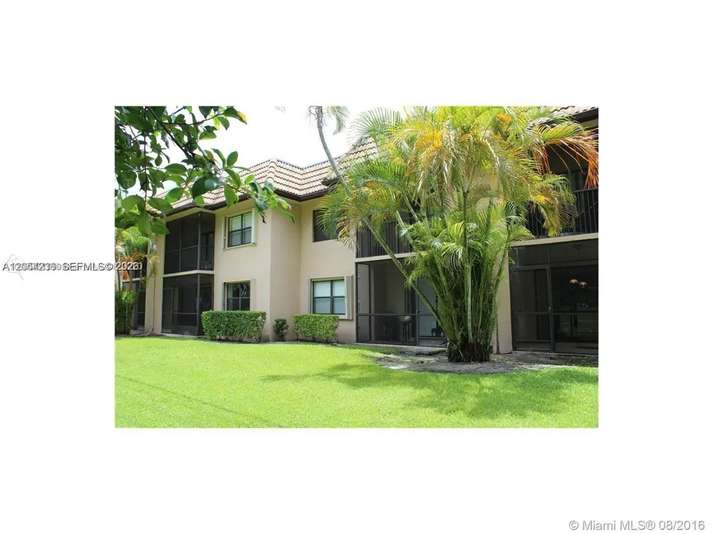 10437 NW 11th St #202 Pembroke Pines, FL 33026