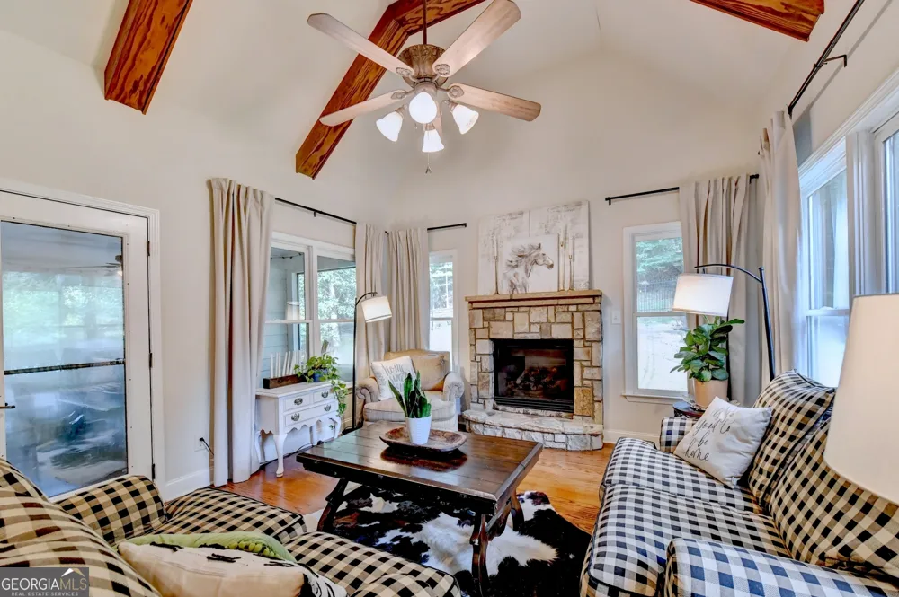 1349 Woodtrace LN Auburn, GA 30011