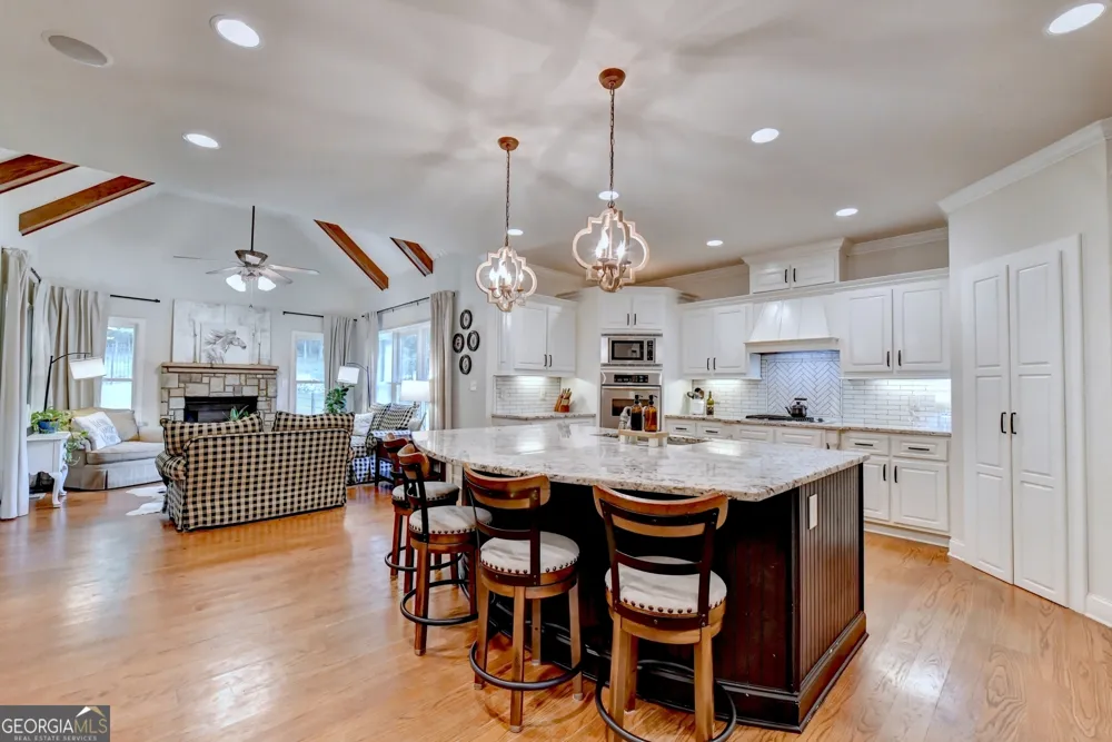 1349 Woodtrace LN Auburn, GA 30011