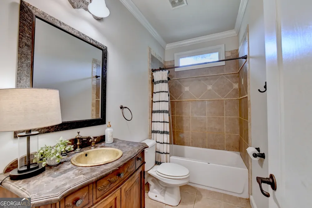 1349 Woodtrace LN Auburn, GA 30011