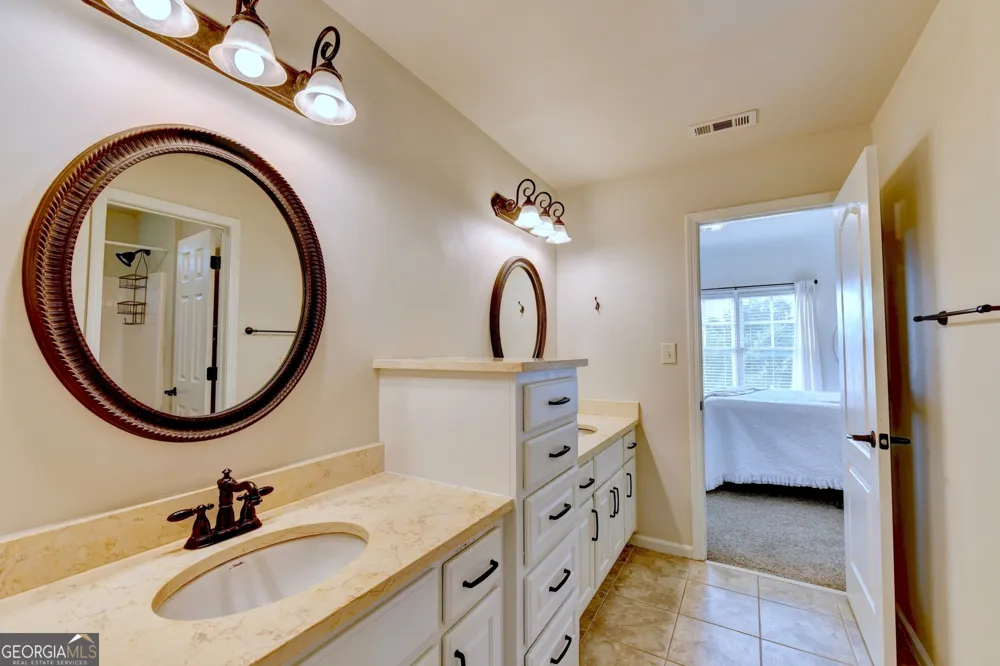 1349 Woodtrace LN Auburn, GA 30011