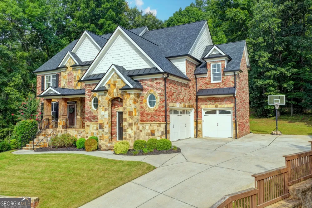 1349 Woodtrace LN Auburn, GA 30011