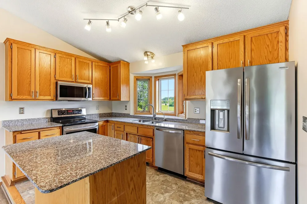 22338 Quincy Street NE East Bethel, MN 55011