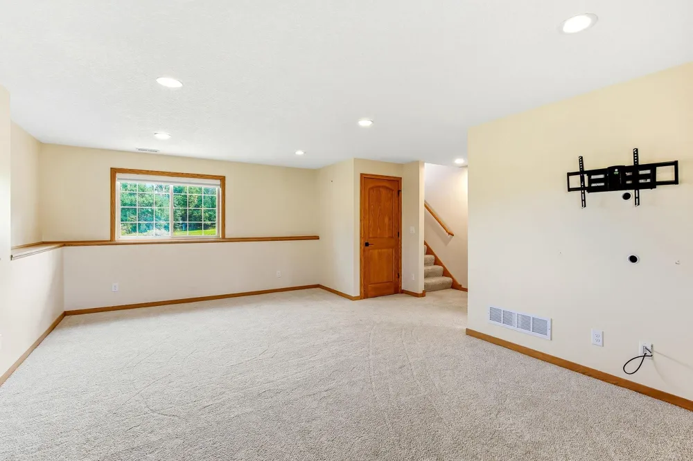 22338 Quincy Street NE East Bethel, MN 55011