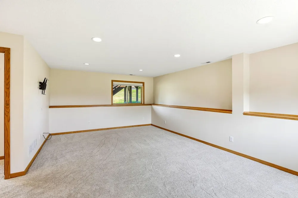 22338 Quincy Street NE East Bethel, MN 55011