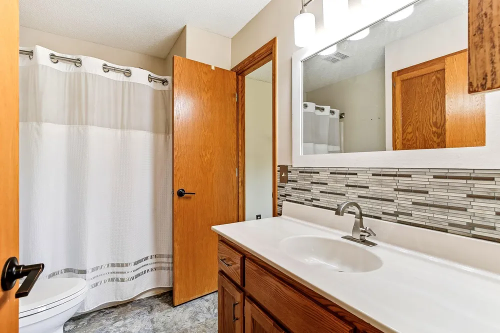 22338 Quincy Street NE East Bethel, MN 55011