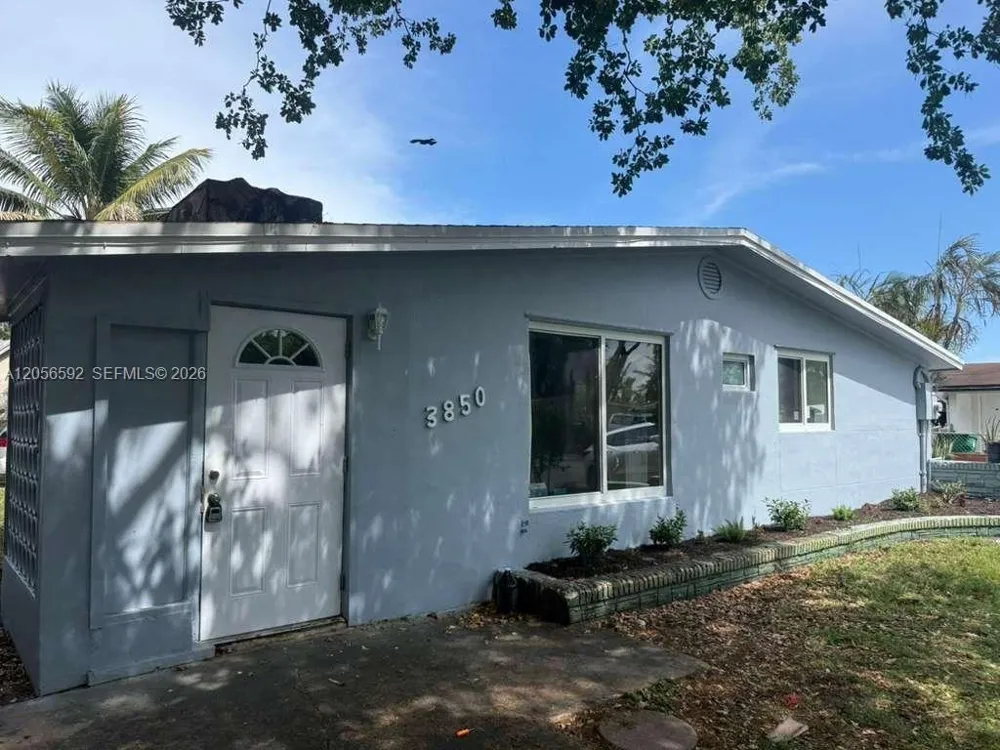 3850 SW 59th Ter Davie, FL 33314