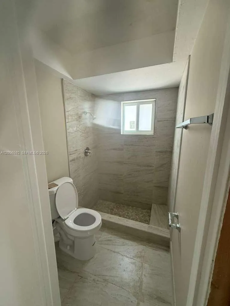 3850 SW 59th Ter Davie, FL 33314