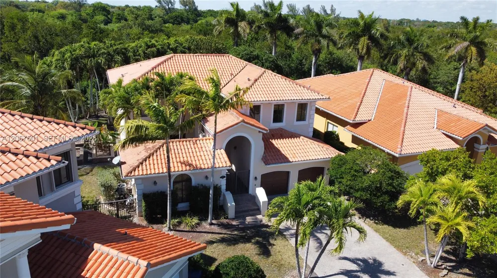 18704 SW 76th Ct Cutler Bay, FL 33157