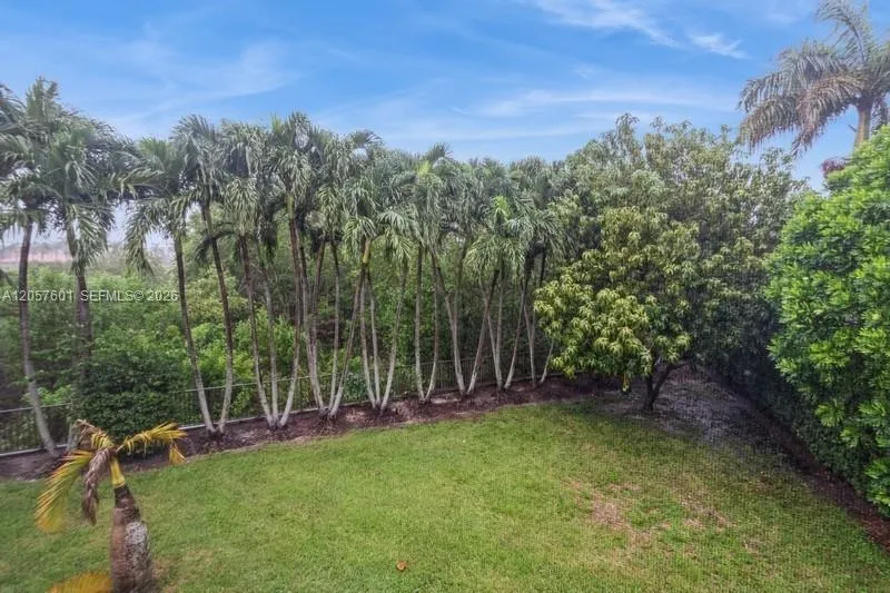 18704 SW 76th Ct Cutler Bay, FL 33157