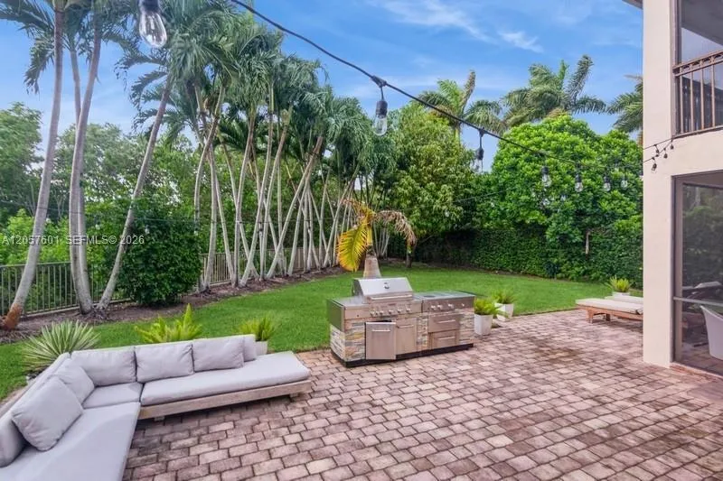 18704 SW 76th Ct Cutler Bay, FL 33157