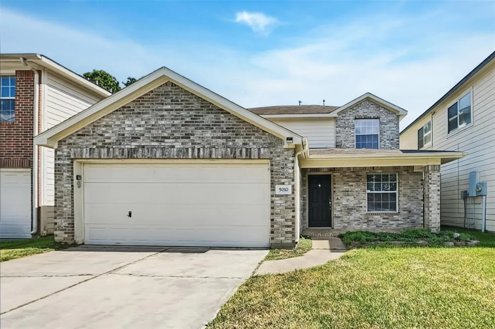 5010 Deerpath Drive Conroe, TX 77303