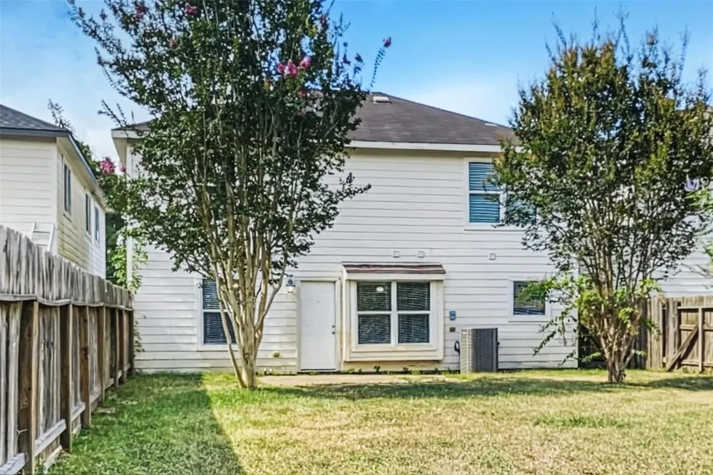 5010 Deerpath Drive Conroe, TX 77303