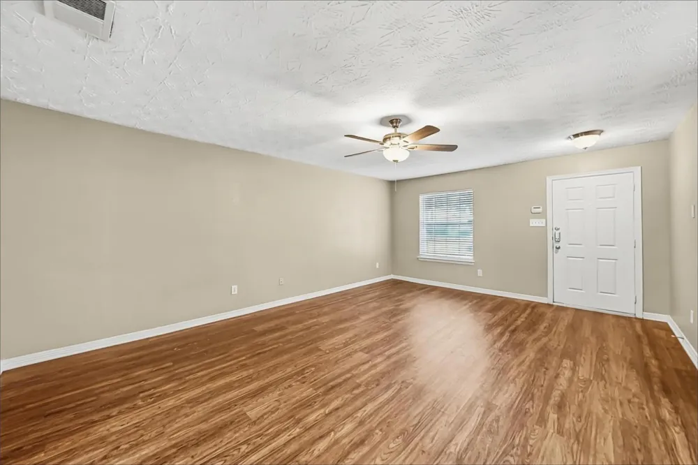 5010 Deerpath Drive Conroe, TX 77303
