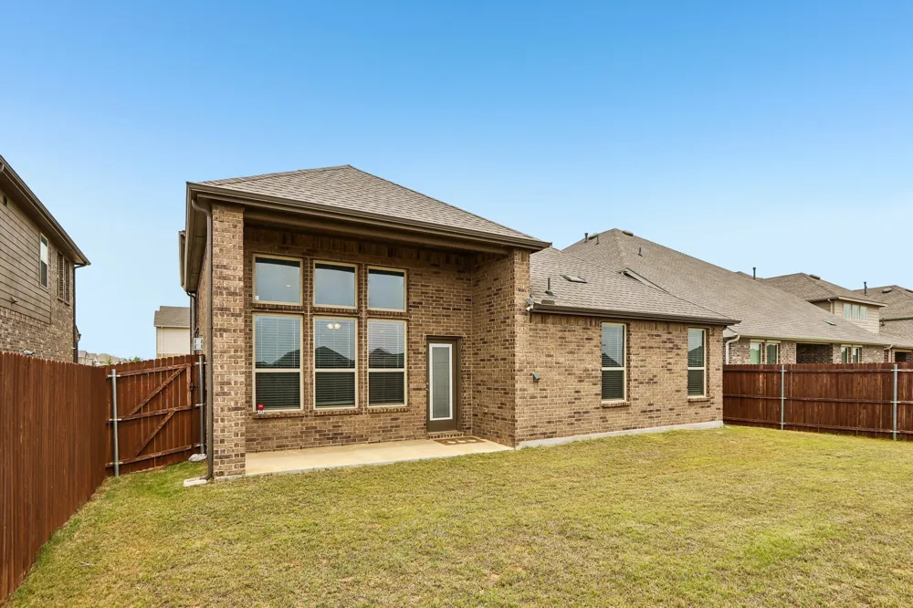 9808 Fall Brook Drive Aubrey, TX 76227