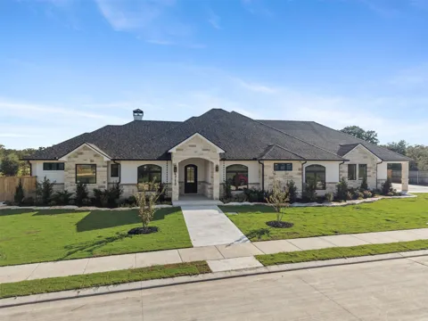 4712 Foxglove Court