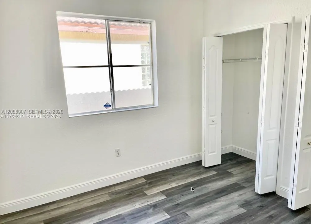 11320 NW 43rd Ter Doral, FL 33178
