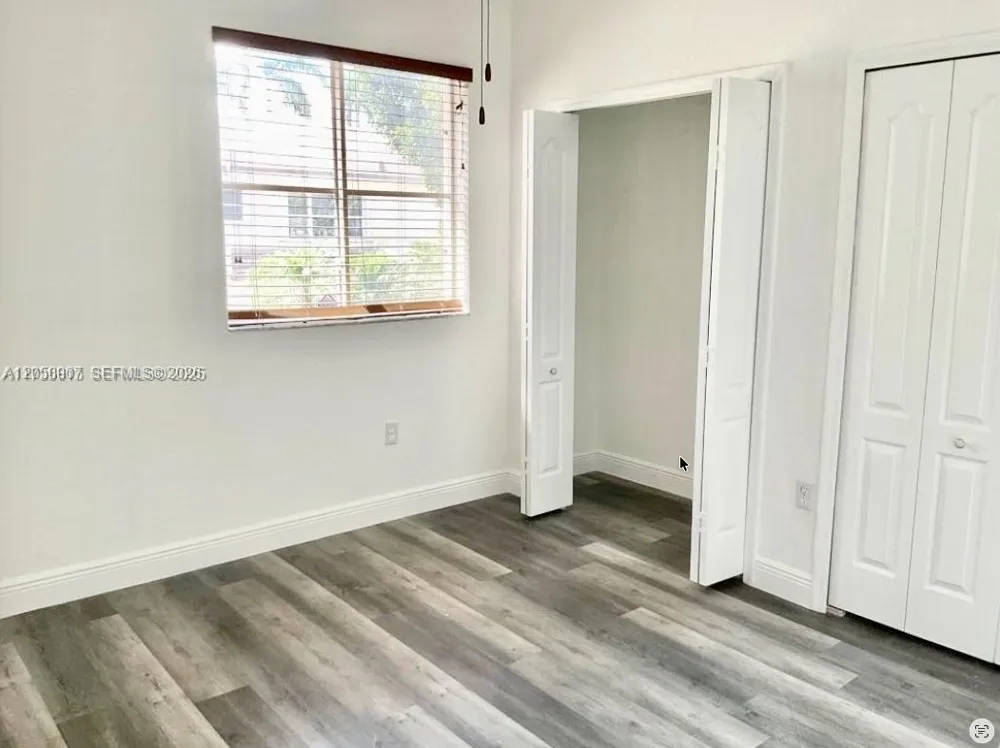 11320 NW 43rd Ter Doral, FL 33178