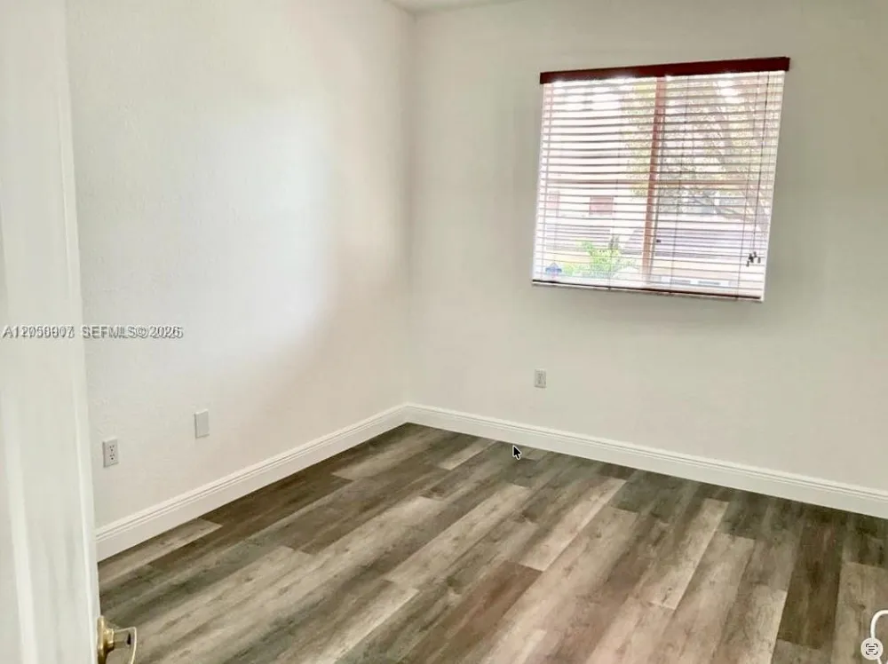 11320 NW 43rd Ter Doral, FL 33178