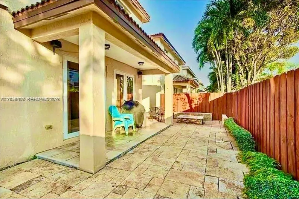11320 NW 43rd Ter Doral, FL 33178