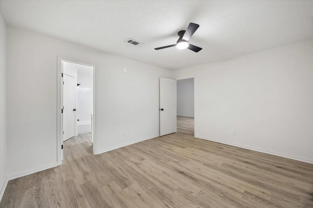 12527 Mistymont Drive Houston, TX 77070