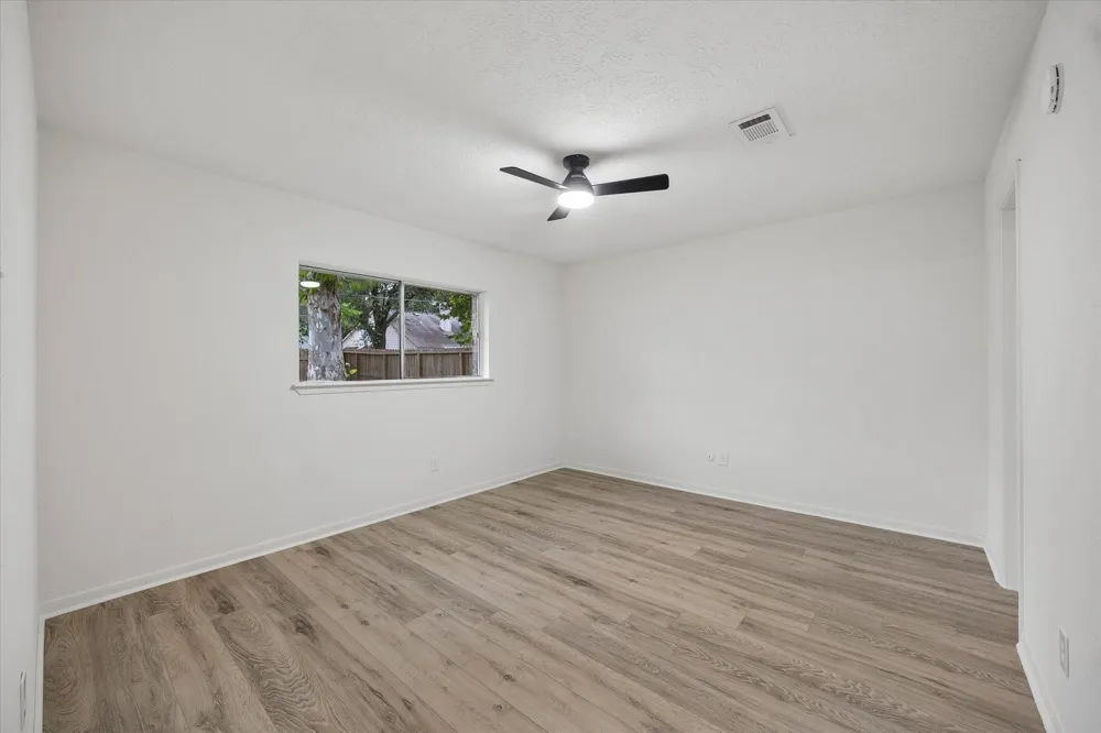 12527 Mistymont Drive Houston, TX 77070