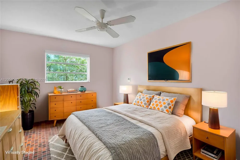3990 NW 42nd Ave #403 Lauderdale Lakes, FL 33319
