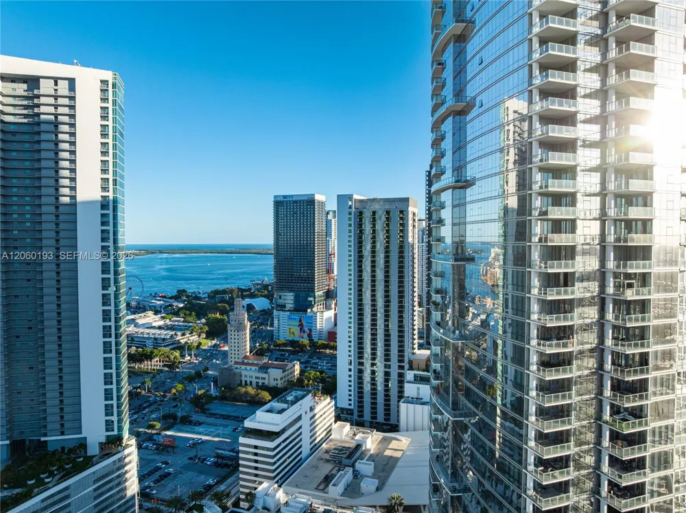 851 NE 1st Ave #2911 Miami, FL 33132