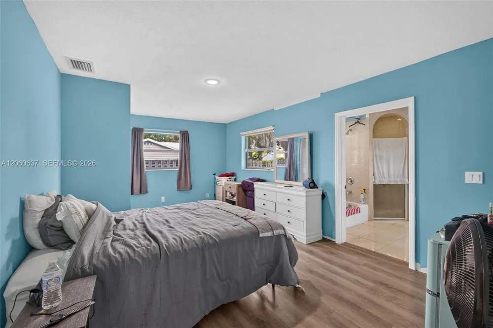 6187 Kendrick St Jupiter, FL 33458