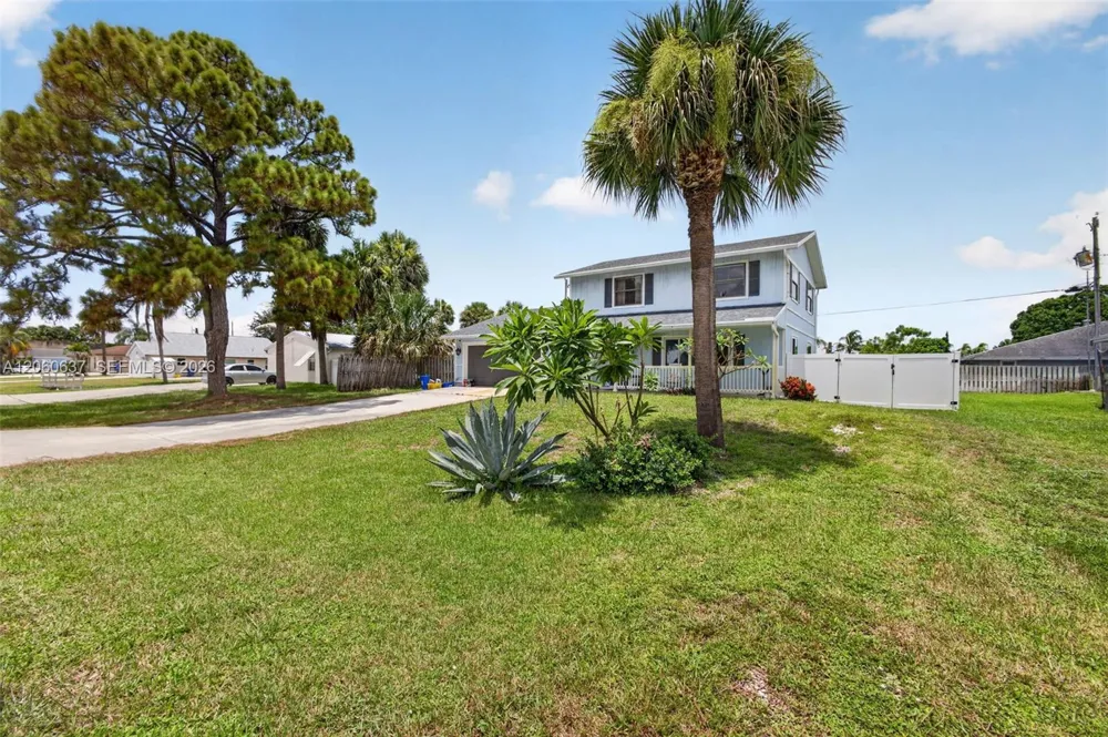 6187 Kendrick St Jupiter, FL 33458