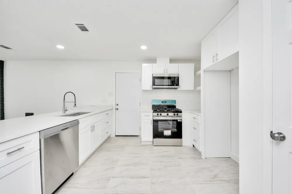 4222 Alief Village Drive Houston, TX 77072