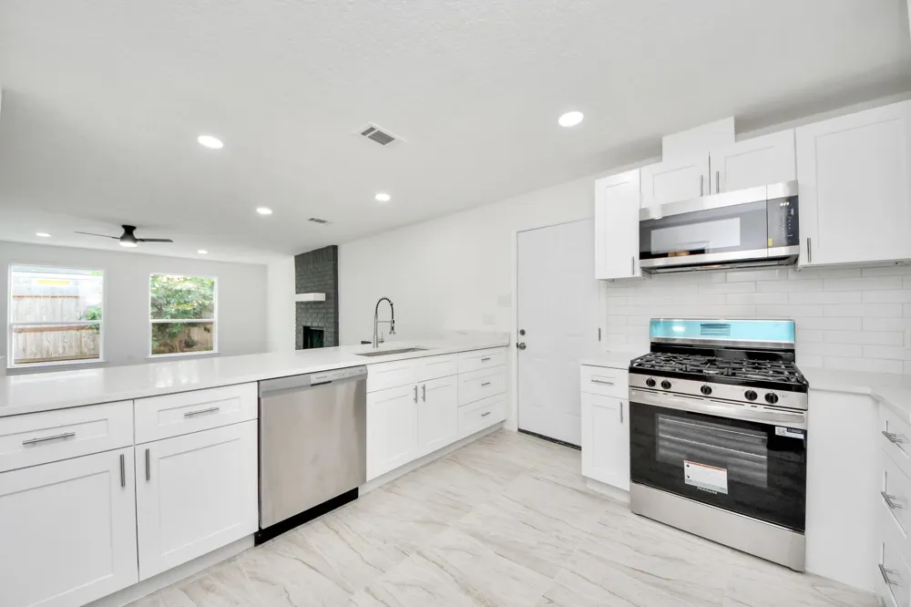 4222 Alief Village Drive Houston, TX 77072