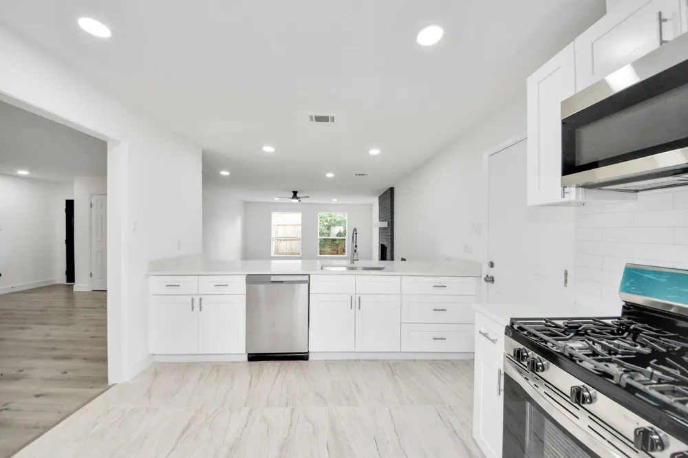 4222 Alief Village Drive Houston, TX 77072
