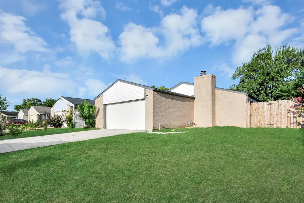4222 Alief Village Drive Houston, TX 77072